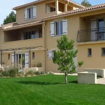 Apartment In With Garden, Cleaning Included Montbrun-les-Bains