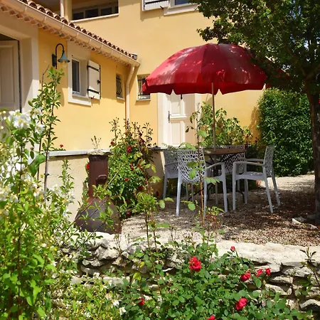 In With Garden, Cleaning Included Montbrun-les-Bains